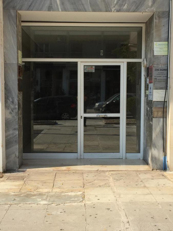 Cosy Apartment In Glyfada Center Athens Exterior photo